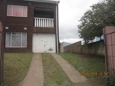 Duplex For Rent in Newlands, Newlands