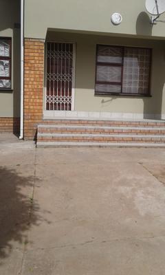 House For Sale in Mbuqu Ext, Mthatha